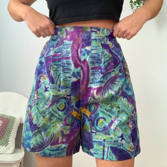 Funky 80's Shorts - Picture 1 of 3